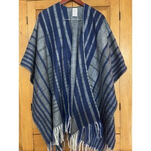Woolrich Woman's One Size Poncho Shawl Wrap Blanket Multicolored Blue Fringe